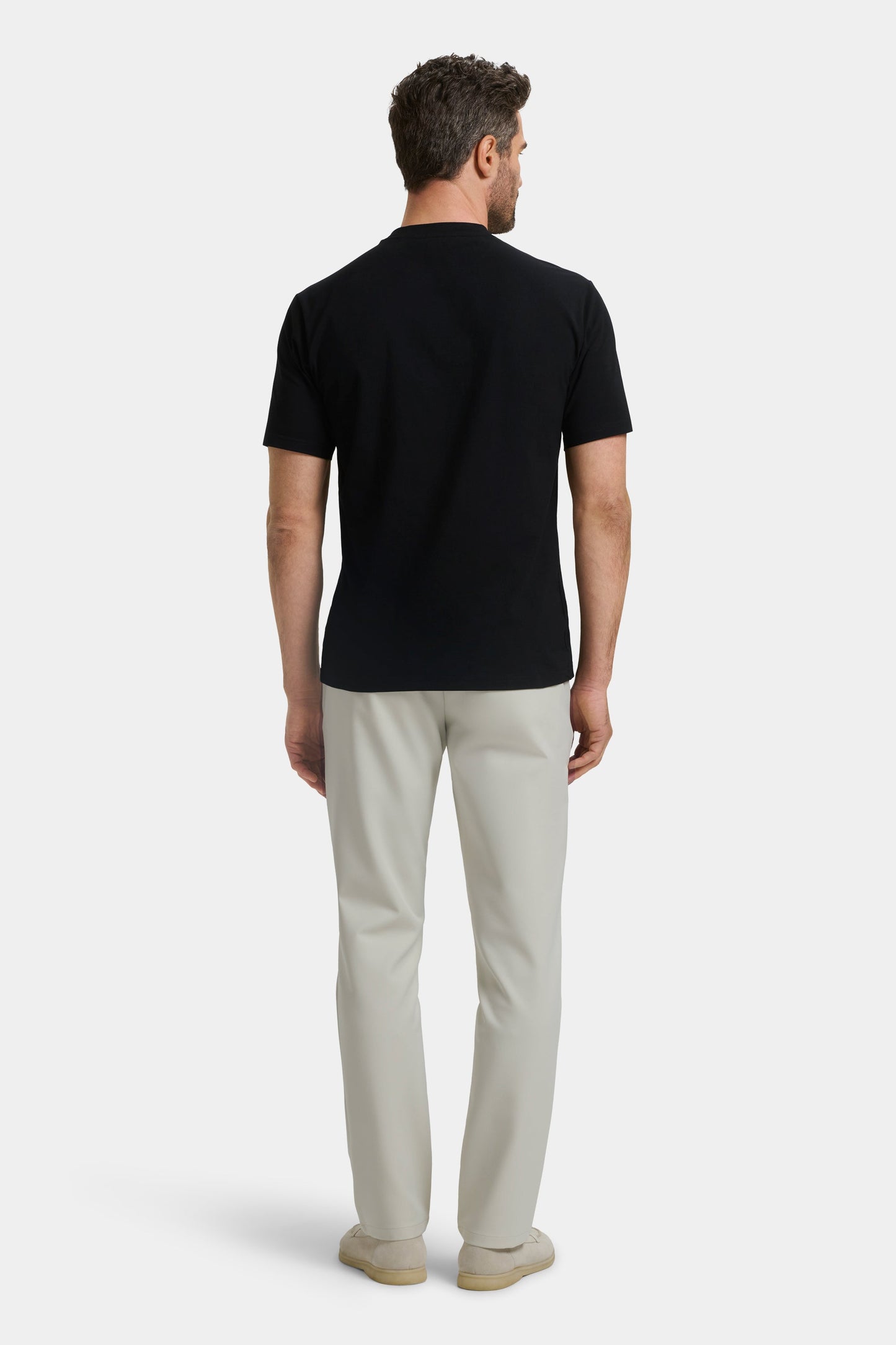 THE ESSENTIAL SLIM T-SHIRT