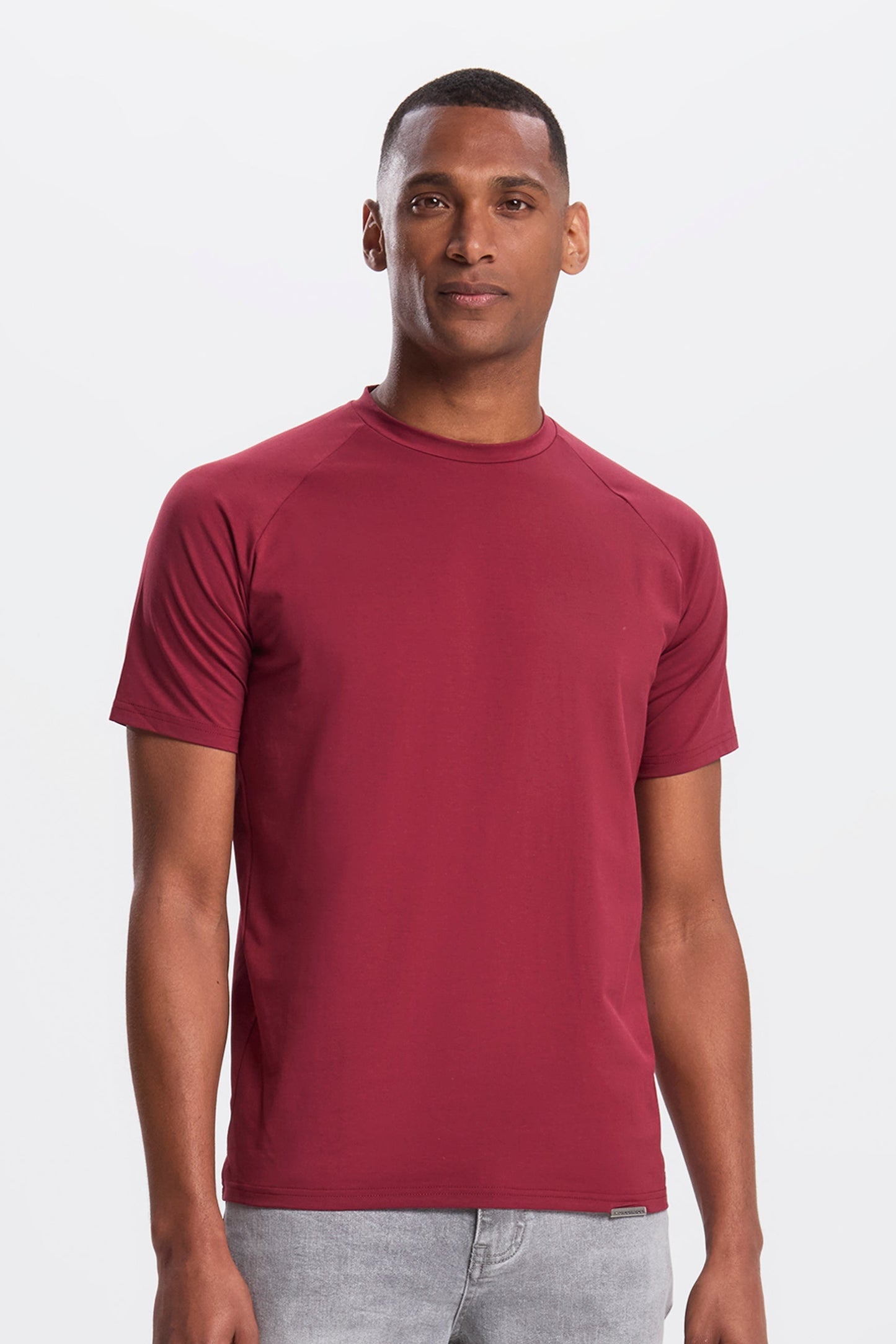 THE MUSCLE BASIC T-SHIRT
