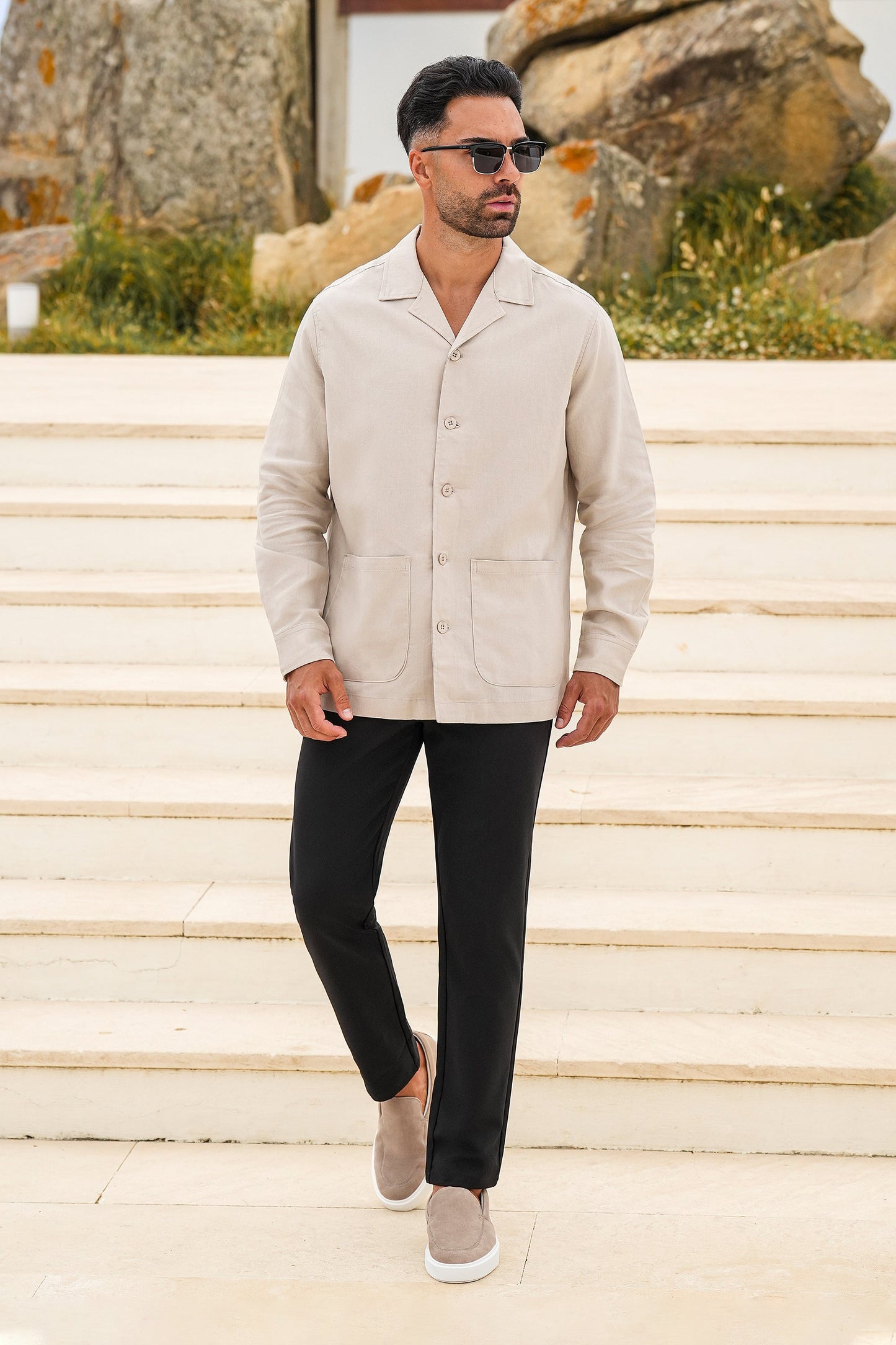 THE LINEN OVERSHIRT