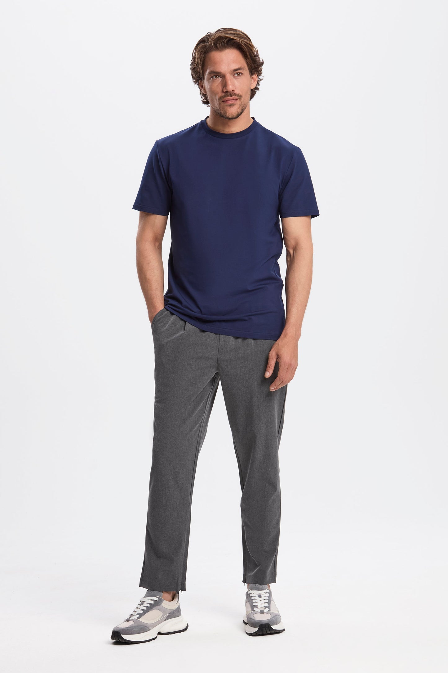 THE REGULAR T-SHIRT